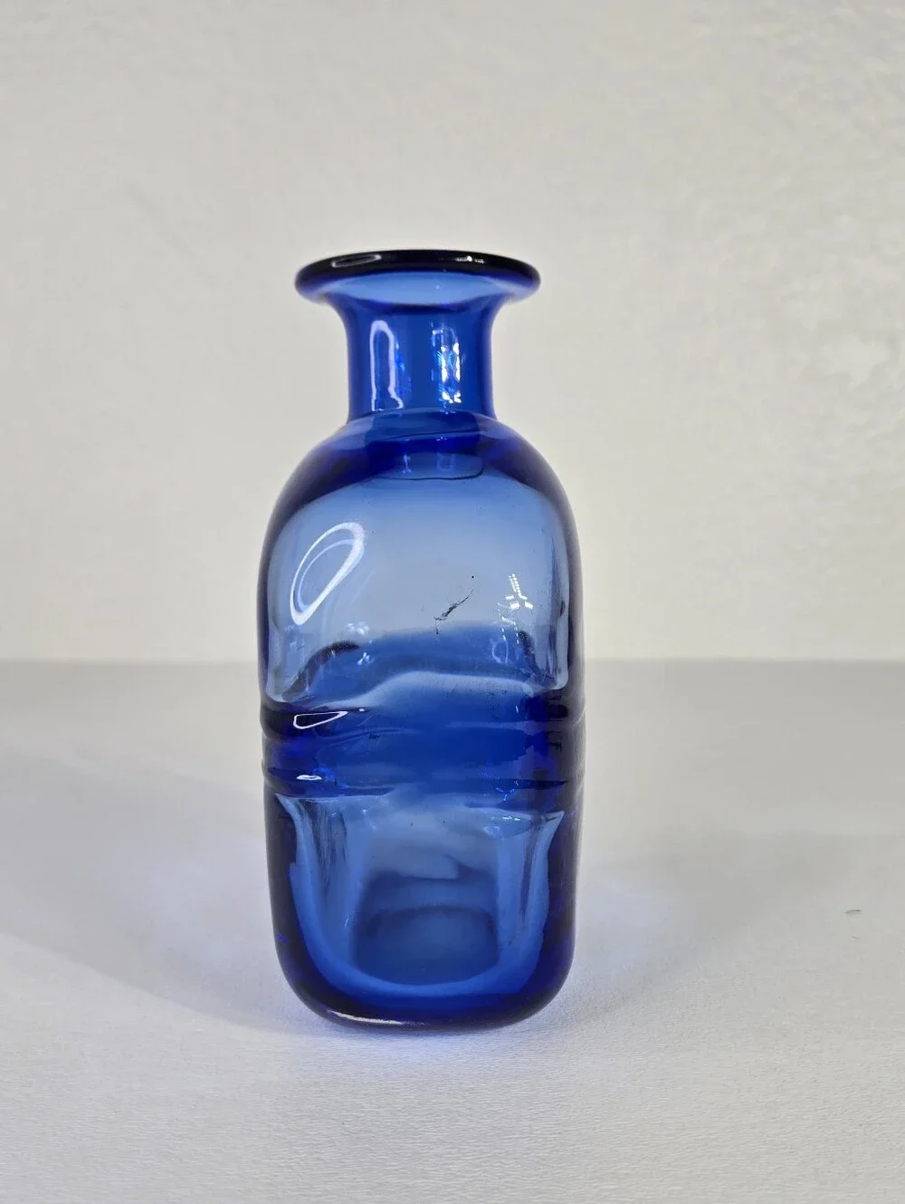 VTG‎ 1970s Kosta Boda Cobalt Blue Glass Vase Boda Studio Art Glass Colour Bertil